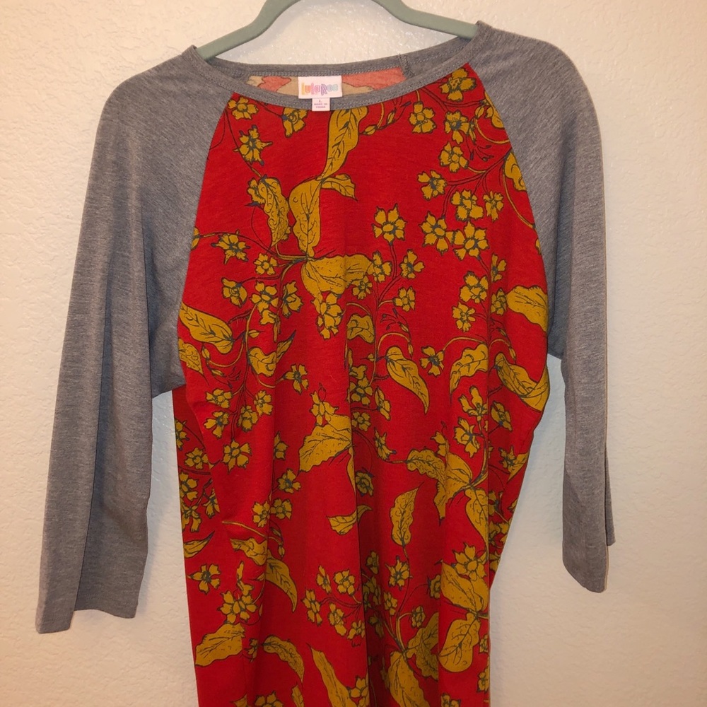 LuLaRoe Randy Tee